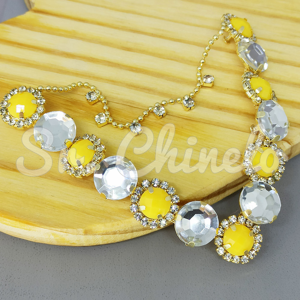 Cabedal Paula, Banhado, Rebite, Amarelo Fosco/Cristal