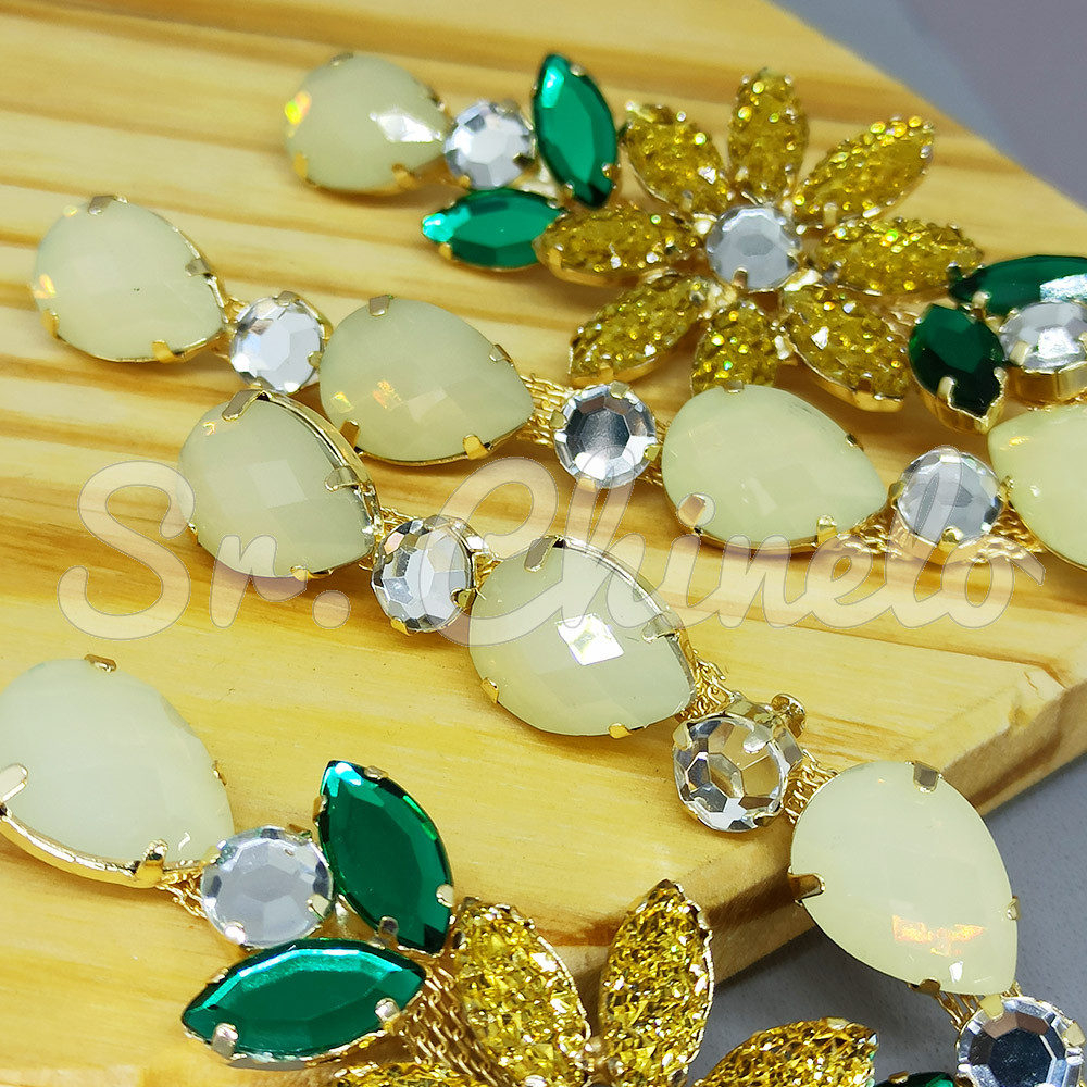 Cabedal Daisy, Pedraria Drusa, Banhado, Rebite, Branco Opal/Amarelo