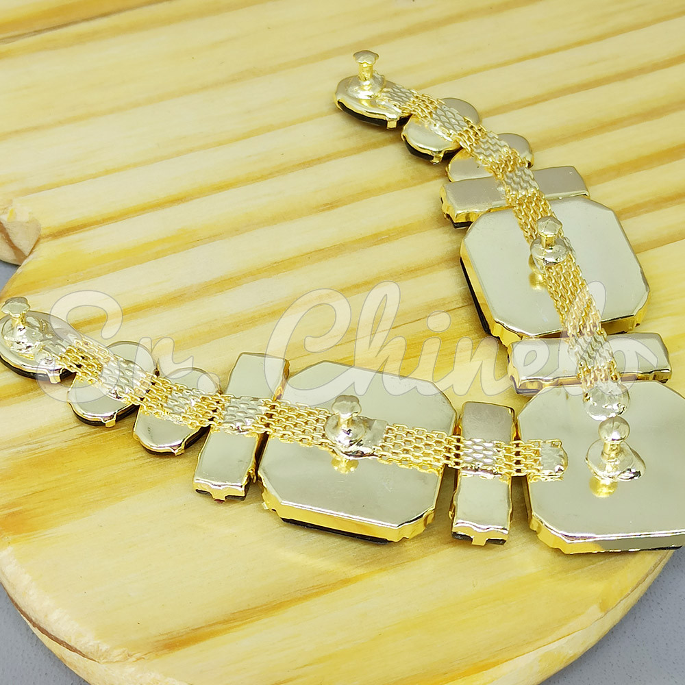 Cabedal Martina, Banhado, Rebite, Bege Opal