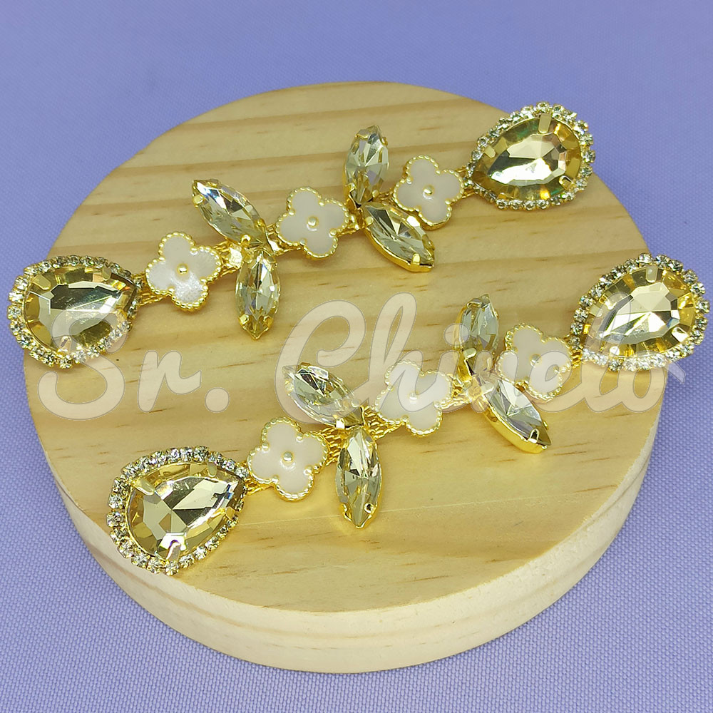 Cabedal Sophia, Banhado, Rebite, Amarelo Dourado