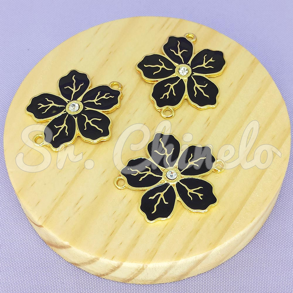 Piercing de Passantes, Flor, Ouro, Preto