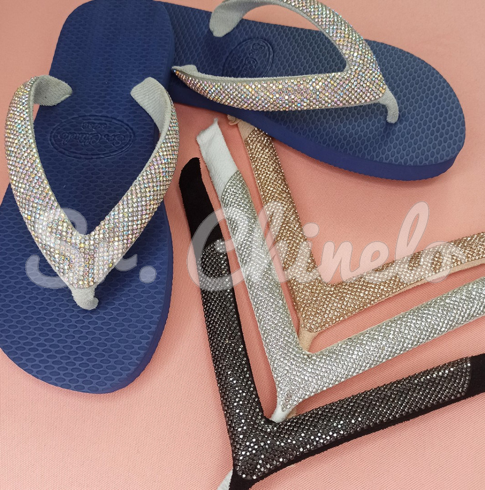 Cabedal Paulina, Tecido com Strass, Formato em V, Pronto para Aplicação em Solas, Rosê/Rose Gold