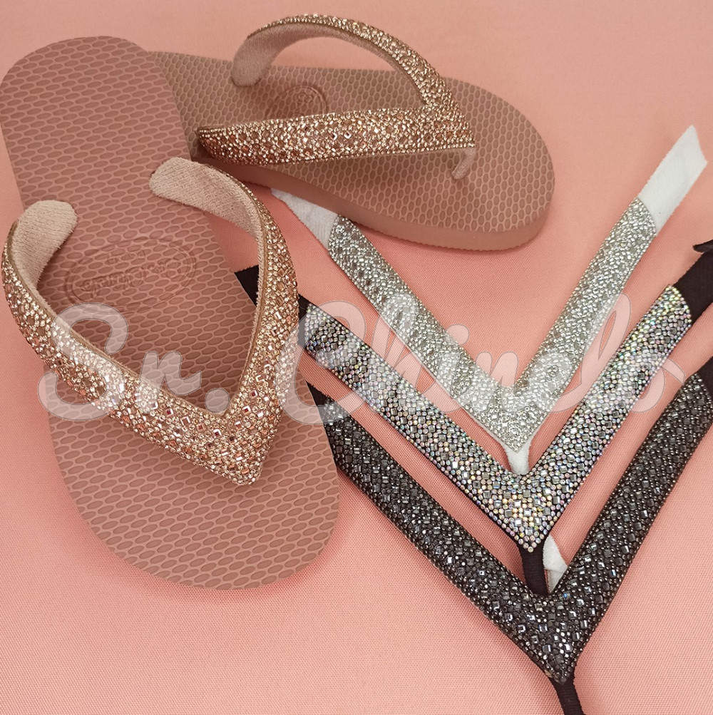 Cabedal Paola, Tecido com Strass, Formato em V, Pronto para Aplicação em Solas, Branco/Cristal