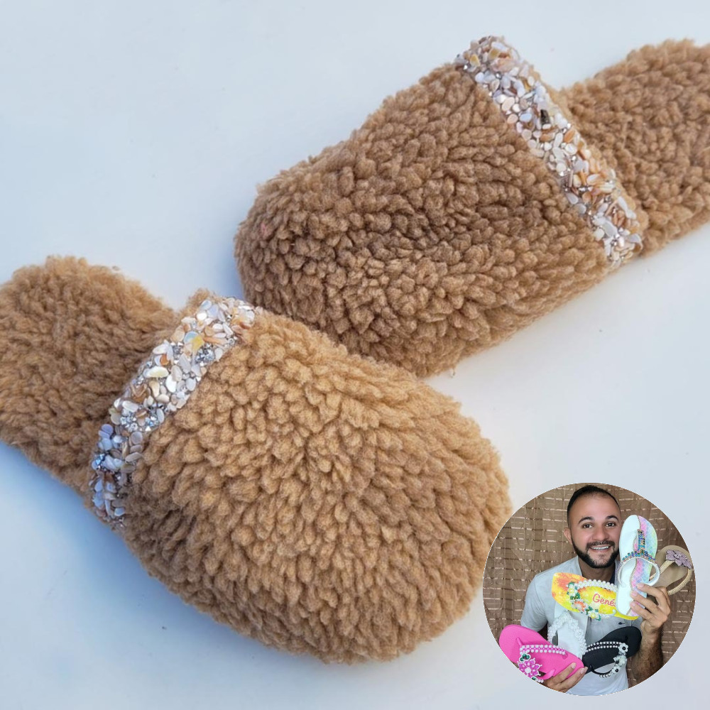Pantufa Unissex com Tira de Cascalho - Adalto Lopes