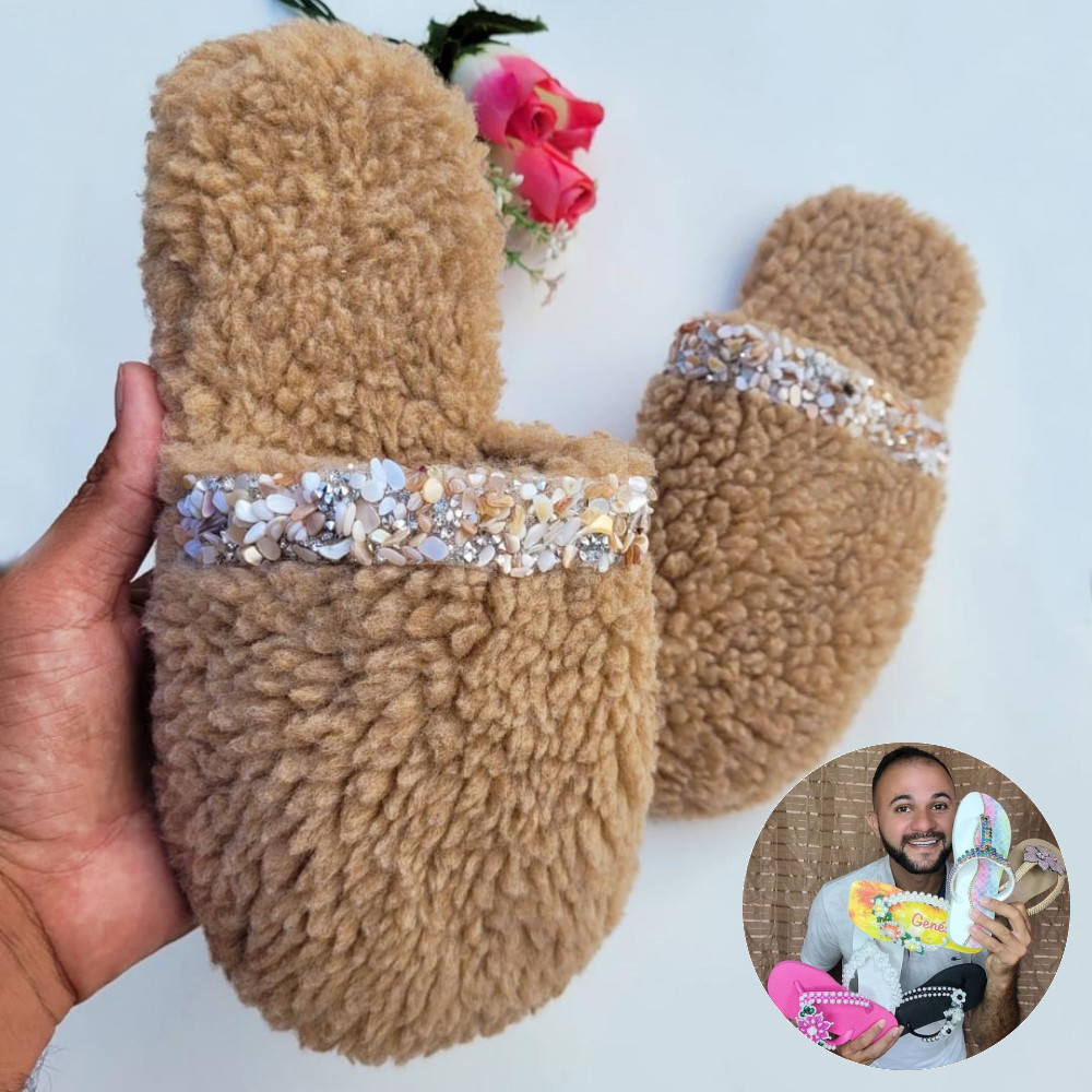 Pantufa Unissex com Tira de Cascalho - Adalto Lopes