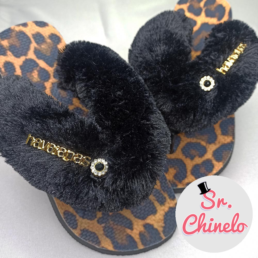 Chinelufa Tiras Encapadas com Pelúcia, Piercings de Rebite e Lonita Termocolante - Inspiração Marca Famosa - Aula 013