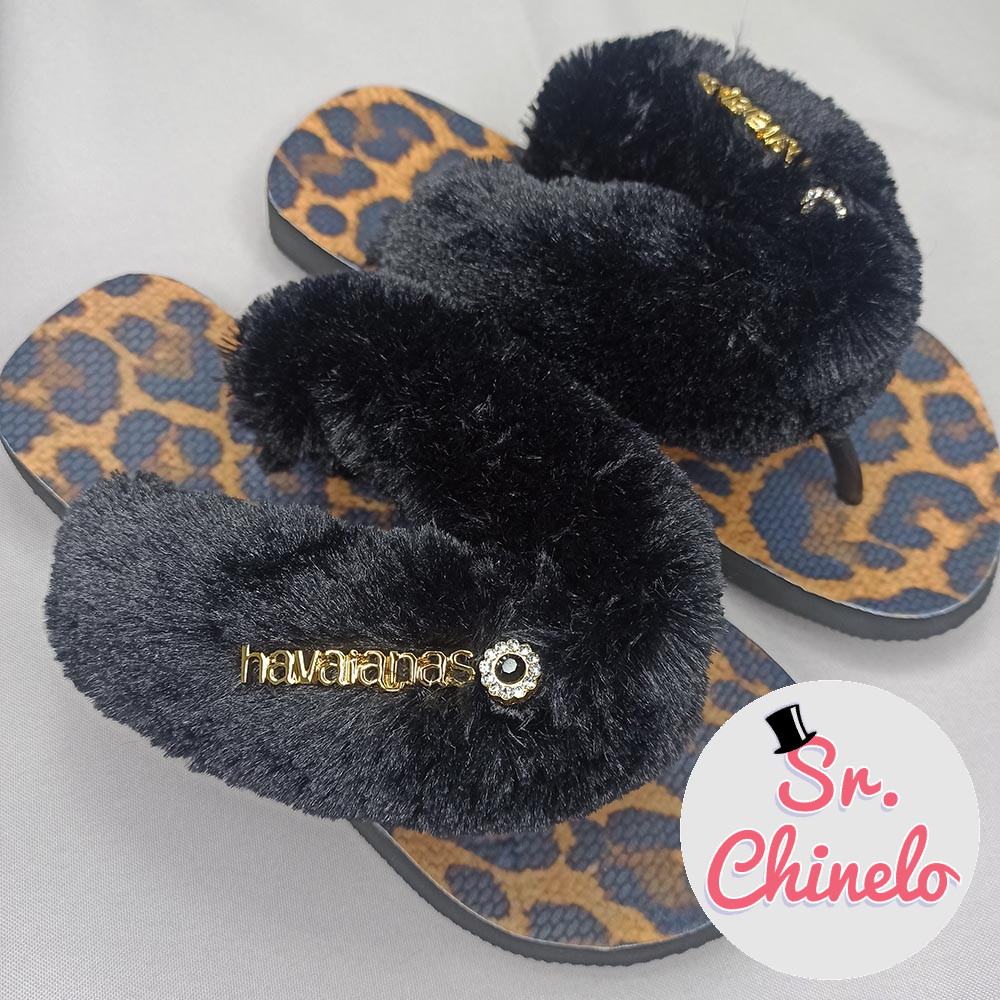 Chinelufa Tiras Encapadas com Pelúcia, Piercings de Rebite e Lonita Termocolante - Inspiração Marca Famosa - Aula 013