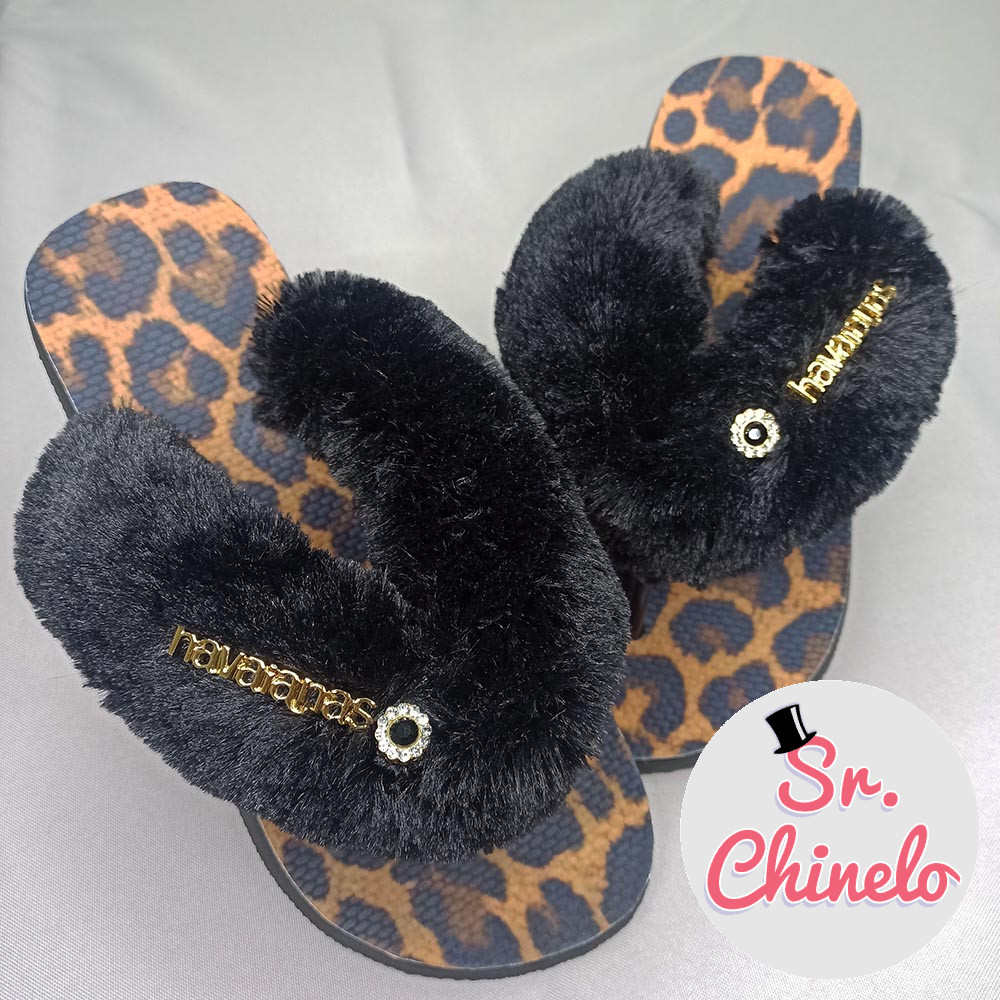 Chinelufa Tiras Encapadas com Pelúcia, Piercings de Rebite e Lonita Termocolante - Inspiração Marca Famosa - Aula 013
