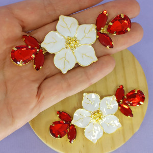 Cabedal Amélia, Banhado, Rebite, Branco e Vermelho