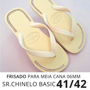 Sandálias Sr. Chinelo Basic, 41/42, Frisado para Meia Cana 06mm