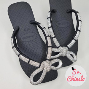 Chinelo com Cabedal Laço Meia Cana