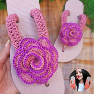 Chinelo Flor Roxa Crochê - Tatiana Saturnino