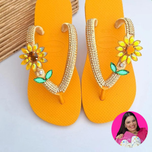 Chinelo Girassol - Mileni Fernandes